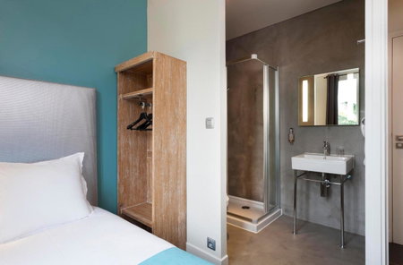 Hotel Douglas, Puteaux, France
