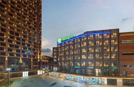 Holiday Inn Express Nantong North Gateway by IHG, Nantong, China