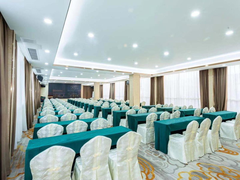 Vienna Hotel Foshan Jihua Road, Shiwan, 中国