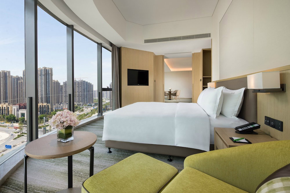 Holiday Inn Zhengzhou Riverside by IHG, China