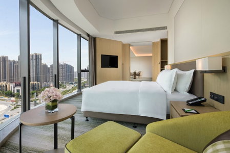 Holiday Inn Zhengzhou Riverside by IHG, Zhengzhou, China