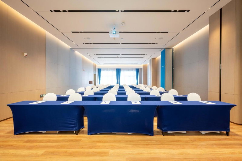 Holiday Inn Express Haiyan by IHG, Jiaxing, China
