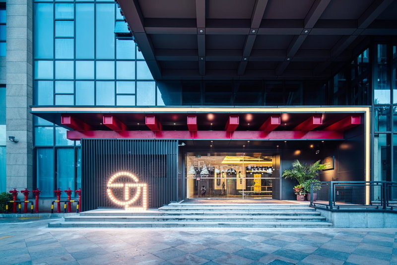 Hilton Garden Inn Xiamen Bailuzhou Park, Xiamen, China
