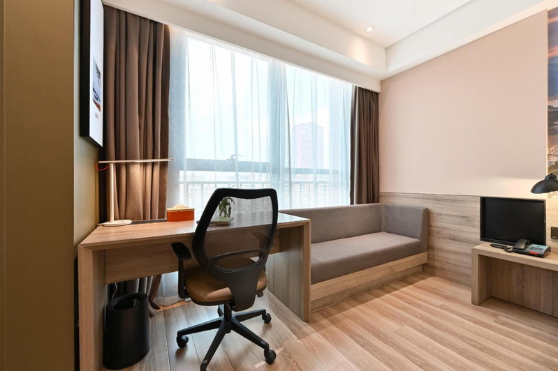Atour Hotel Shenyang South Station Quanyun Road, Sujiatun, China