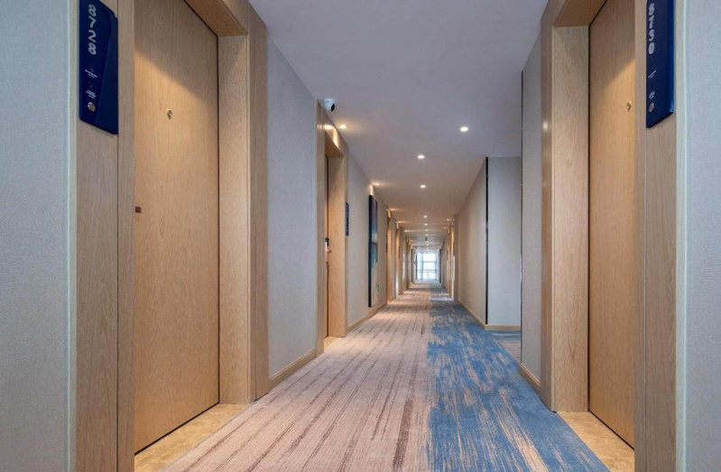 Kyriad Marvelous Hotel Shenzhen Longhua Mission Hills Bamboo Village Subway Station, Shenzhen, 中国