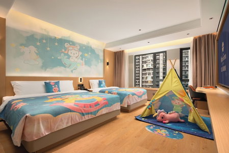 One Gem Hotel, Qiongshan, 中国