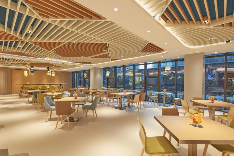 Holiday Inn Express Nantong Textile City by IHG, Jinsha, 中国