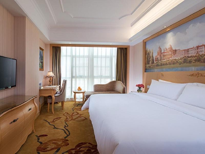 Vienna International Hotel Shenzhen Longhua Center, Shenzhen, 中国