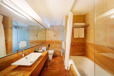Hampton by Hilton Zhuhai Gongbei Port, Zhuhai, China