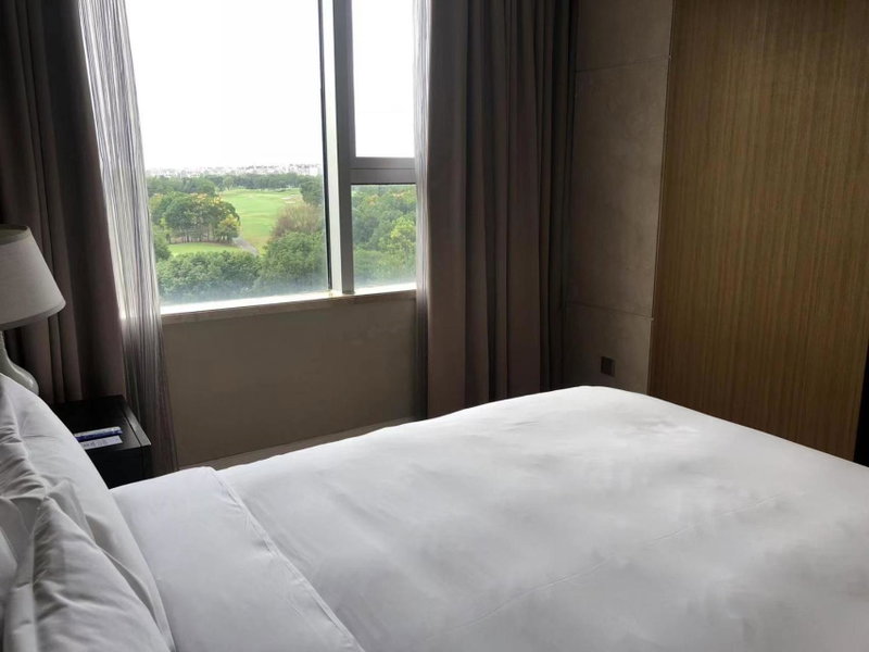 Crowne Plaza Shanghai Anting-20 Minutes drive to National Exhibition and Convention Center & 15 Minutes drive to F1, Taicang, 中国
