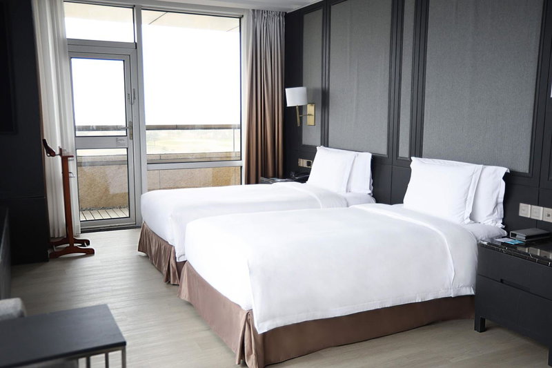 Crowne Plaza Shanghai Anting-20 Minutes drive to National Exhibition and Convention Center & 15 Minutes drive to F1, Taicang, 中国