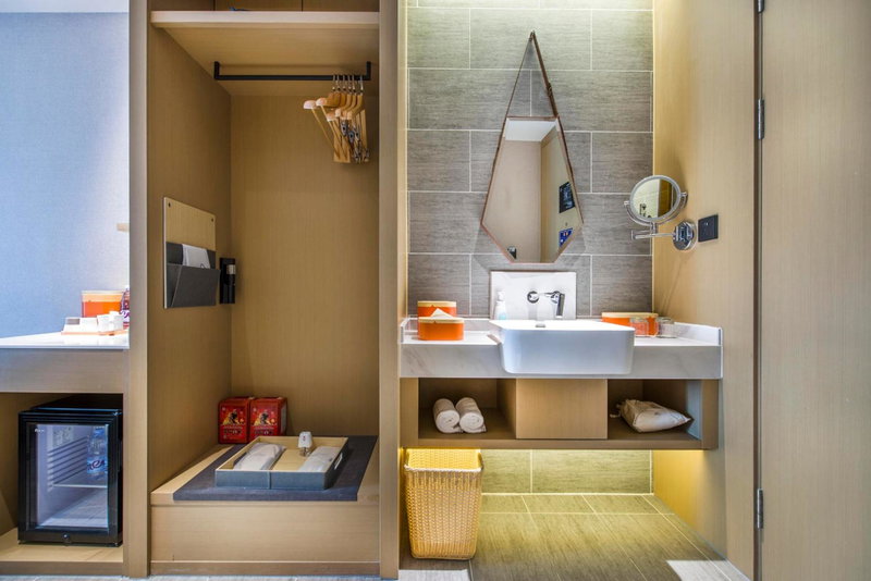 Atour Hotel Dongguan Humen Avenue, Humen, Китай