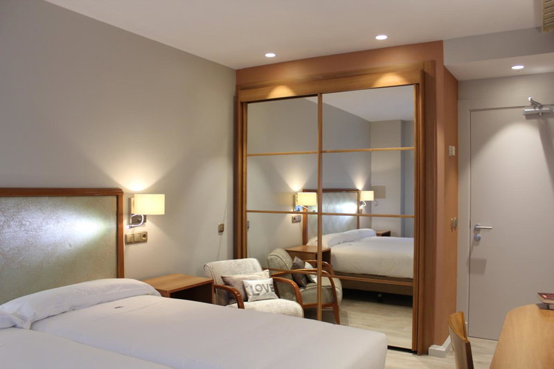 Hotel Carreño, Oviedo, Spain