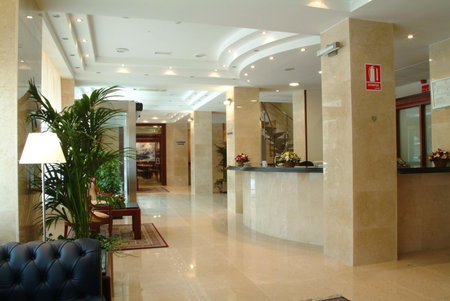 Hotel Gran Legazpi, Usera, España