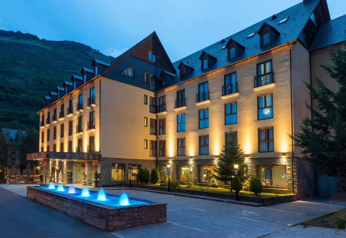 Hotel · Vielha Val d'Arán, Affiliated by Meliá Hotel, Vielha