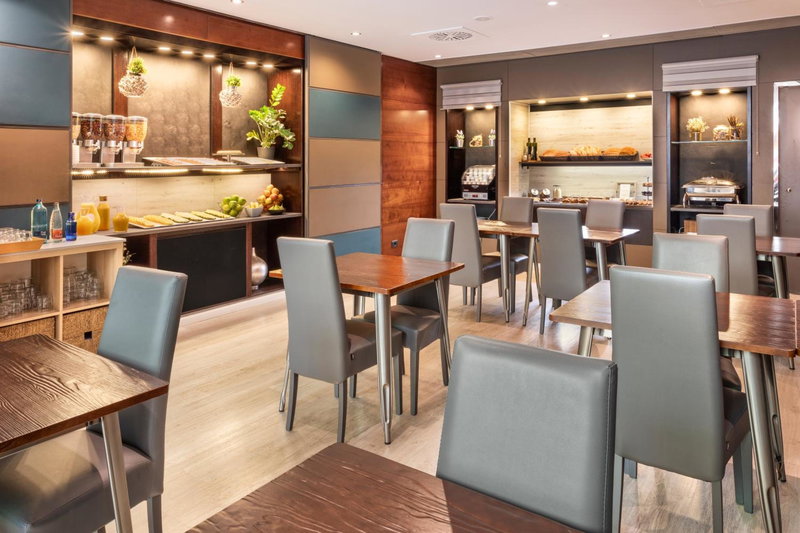B&B HOTEL Ciudad de Lleida, Lleida, Испания