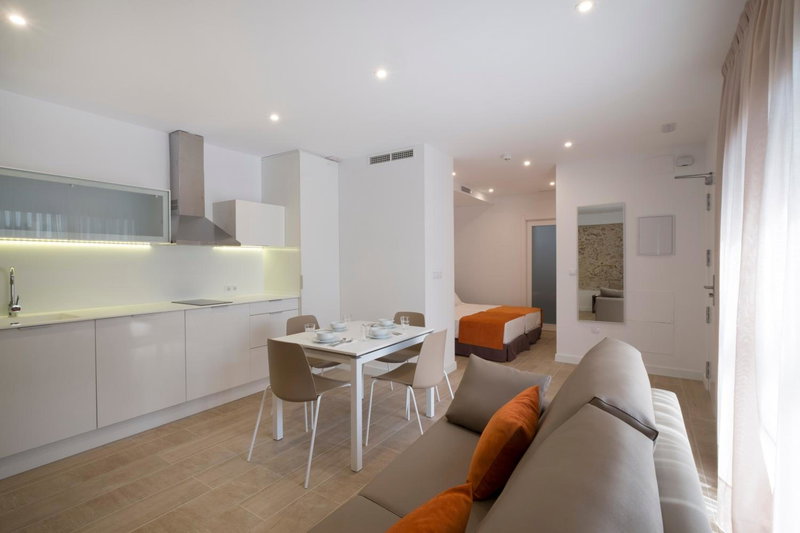 Apartamentos Maier, Cadiz, Spain