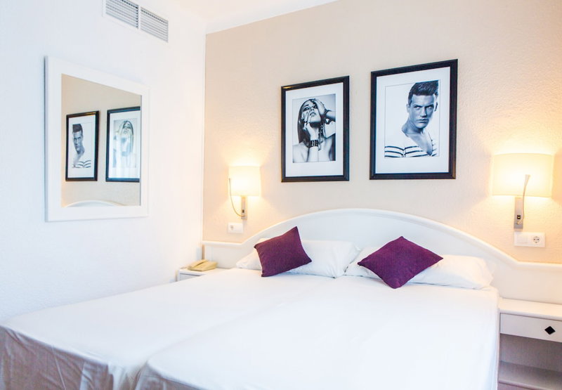 Hotel Navia Santa Ponsa, Calvia, Испания