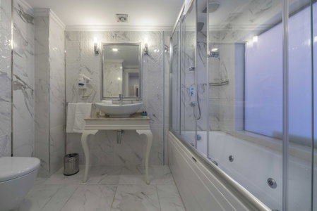 Kunlun Kensington Hotel, Istanbul, Turkey