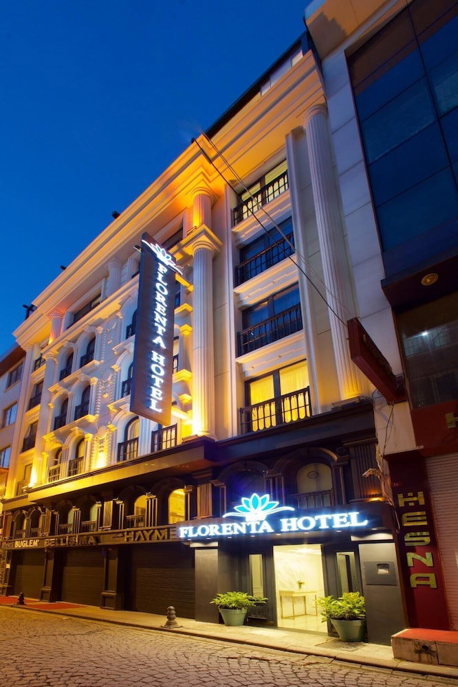 Отель · New Florenta Hotel, Eminoenue