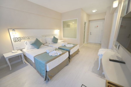Adempira Termal & Spa Hotel, Saraykoy, Türkei