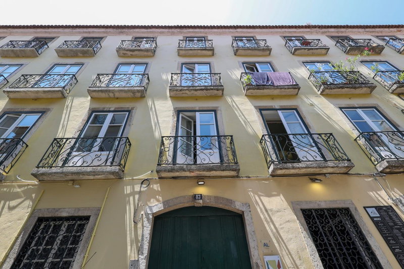 LR Guest House, Lisbon, Portugal