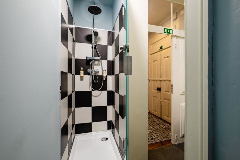 LR Guest House, Lisbon, Portugal
