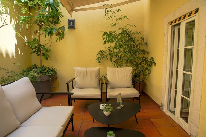 LR Guest House, Lisbon, Portugal
