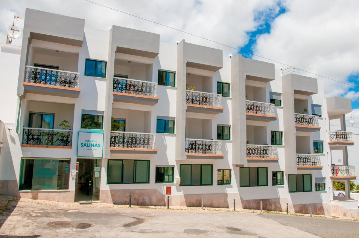 Hotel · Estudios Salinas - Fuseta, Laranjeiro