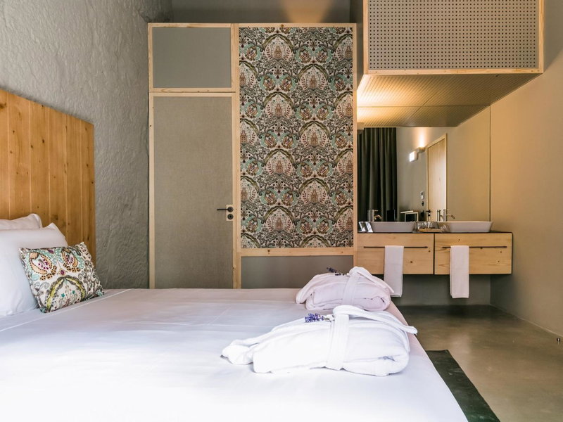 Armazém Luxury Housing- Architectural & Design Hotel, Porto, Portugal