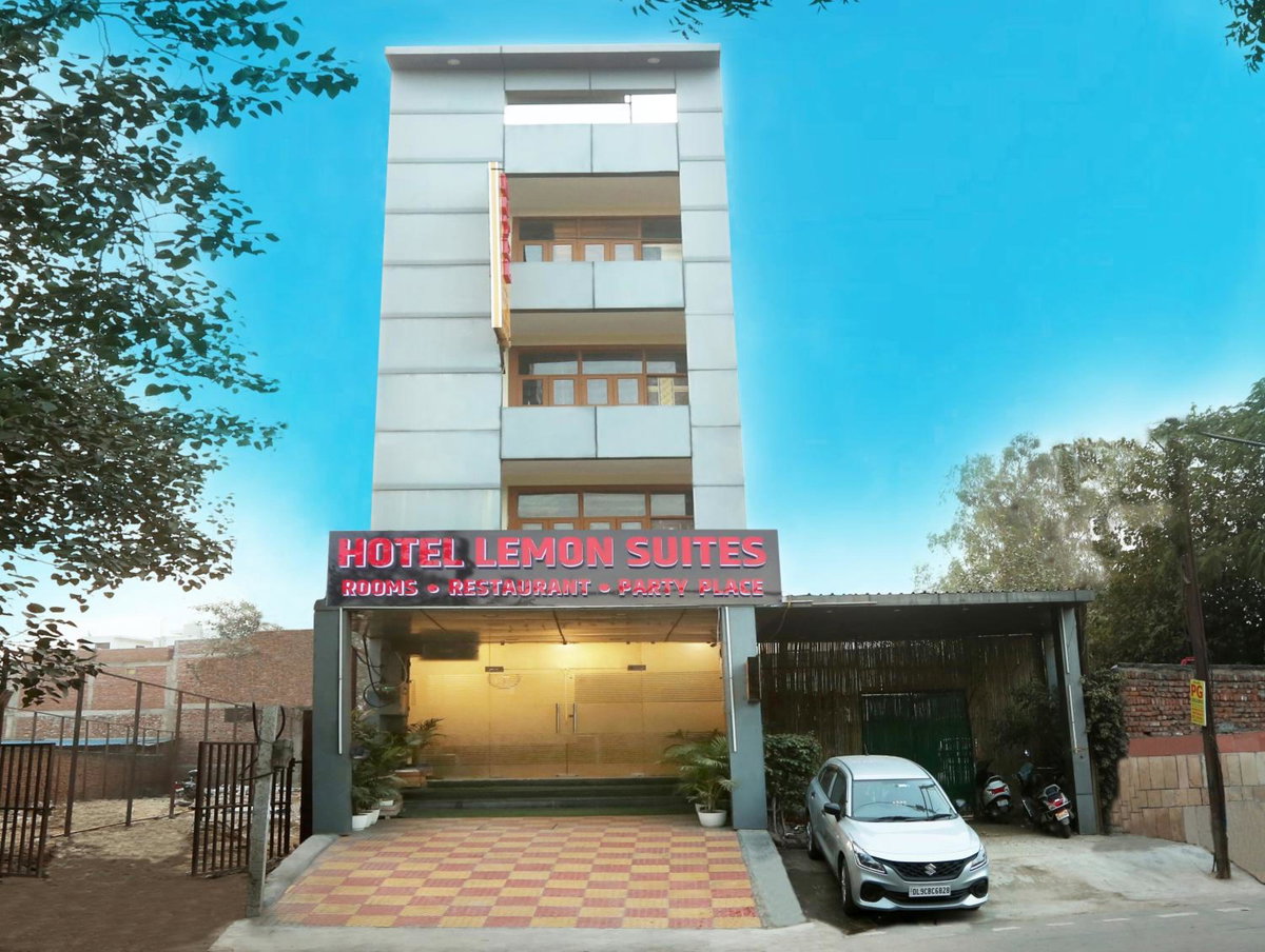Hotel · Hotel Lemon Suites & Banquet By Aura, Noida