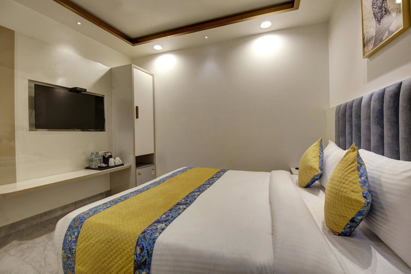 Hotel Kaca Inn - Near New Delhi Railway Station & Connaught Place, New Delhi, India