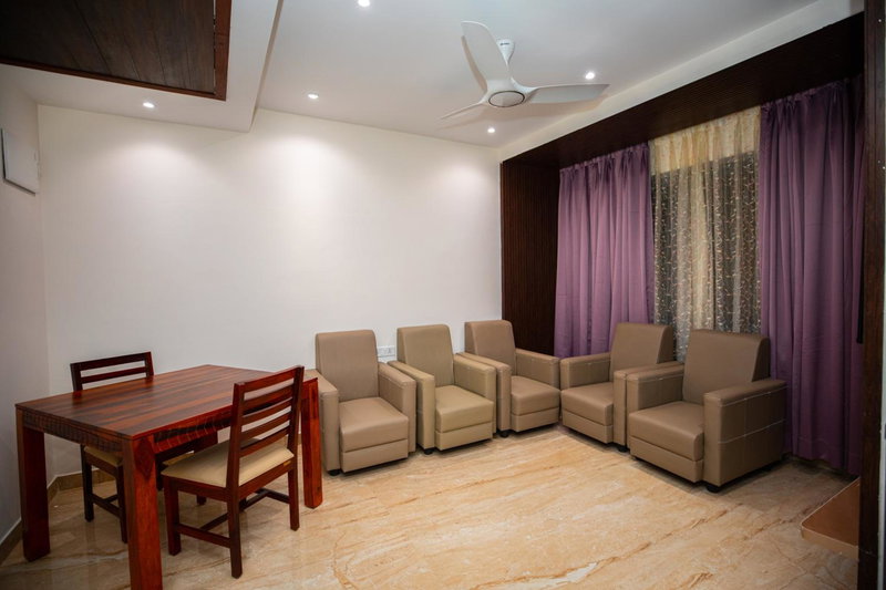 Hotel Silver Cle Hitech City Madhapur, Kukatpalli, India