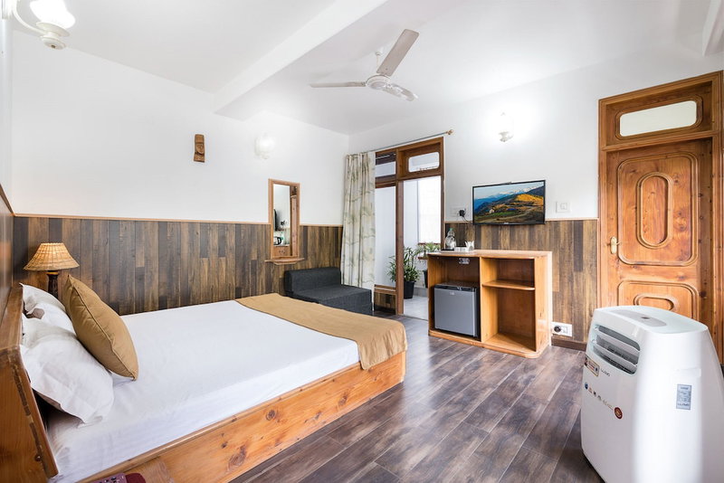 Hotel Kullu Valley, Kulu, India