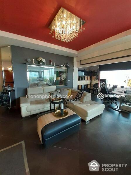 House for rent in Phra Pradaeng, Thailand · Country Complex Bangna, Bangkok · 5 rooms, 3 baths