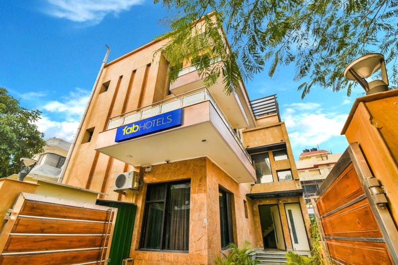 FabHotel Rallkmas - DLF Phase 2 & MG Road Metro, Gurgaon, India