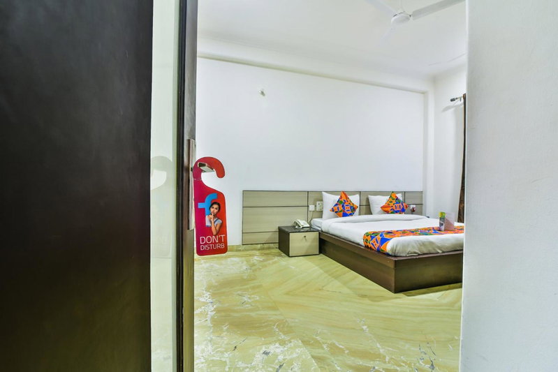 FabHotel Rallkmas - DLF Phase 2 & MG Road Metro, Gurgaon, India
