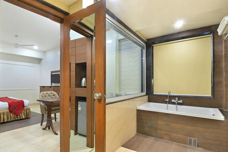 Hotel Hari Piorko - New Delhi Railway Station, Delhi, India