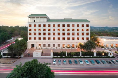 DLF Club 3, Gurgaon, India
