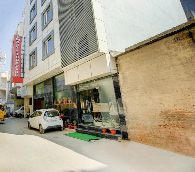 Hotel Premium Suites Near Delhi Airport, Deoli, India