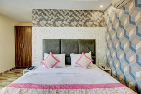 Hotel Premium Suites Near Delhi Airport, Deoli, India