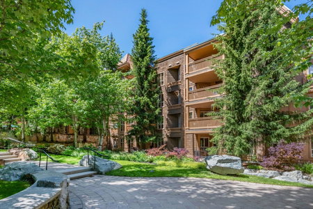 Hilton Grand Vacations Club Whistler, Whistler, Canada
