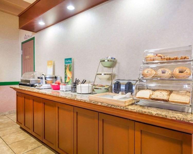 Quality Inn & Suites Lethbridge East, Lethbridge, Canadá