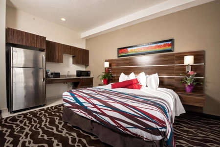 Encore Suites by Service Plus Inns, Grande Prairie, Канада