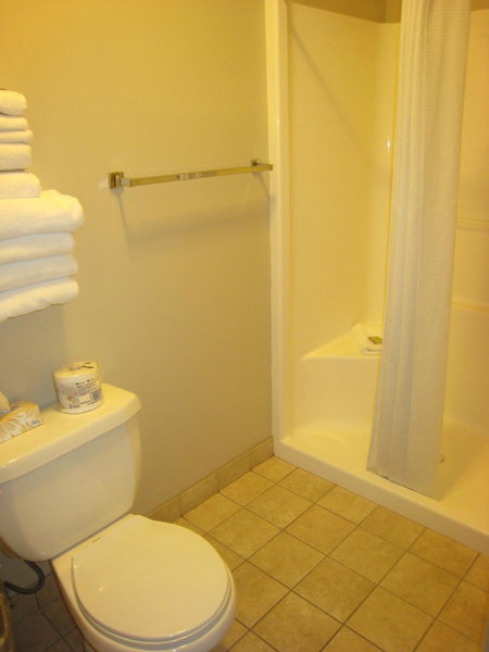 Super 8 by Wyndham Castlegar BC, Castlegar, Canada