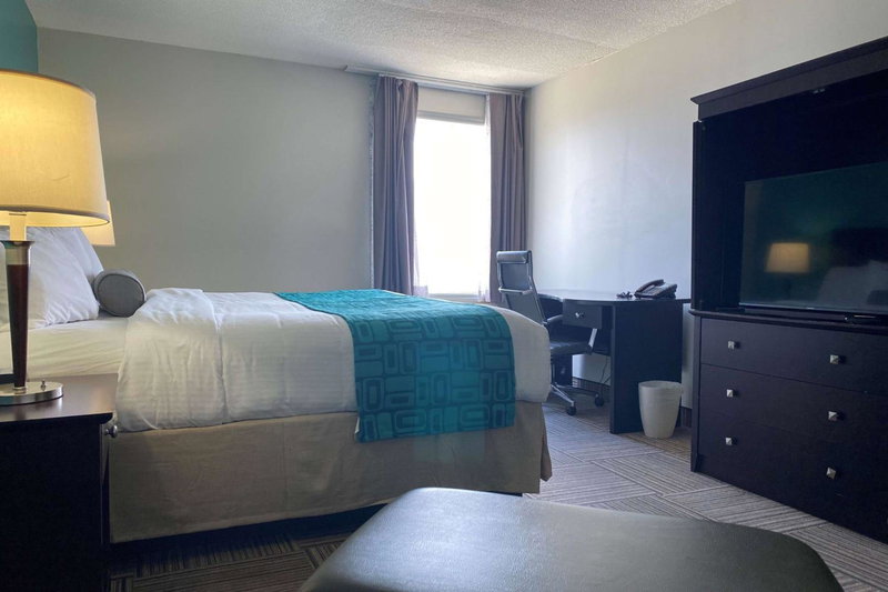 Travelodge by Wyndham Miramichi New Brunswick, Miramichi, Canada