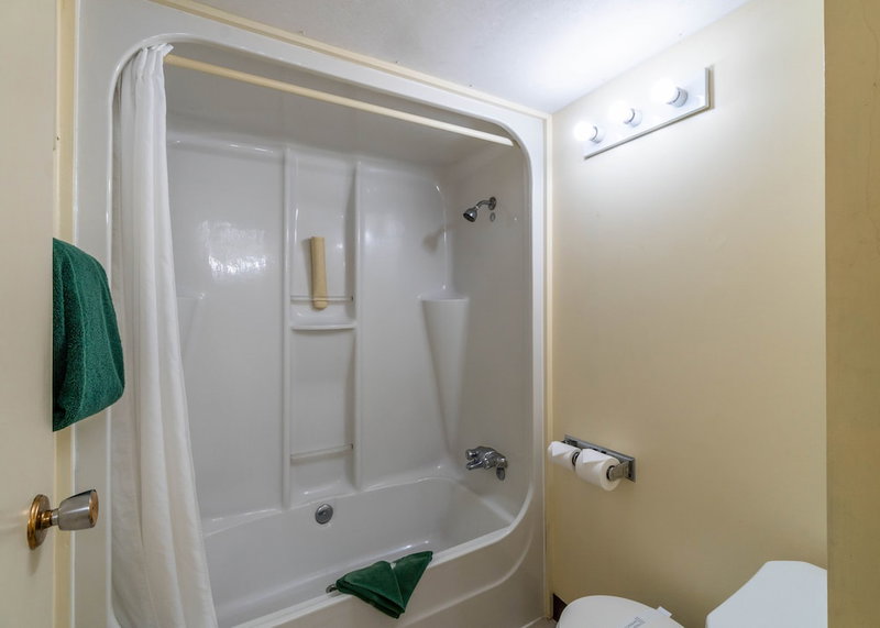Canadas Best Value Desert Inn & Suites Cache Creek, Cache Creek, Canada