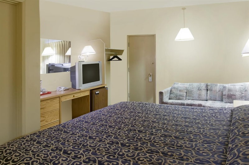 Canadas Best Value Desert Inn & Suites Cache Creek, Cache Creek, Canada