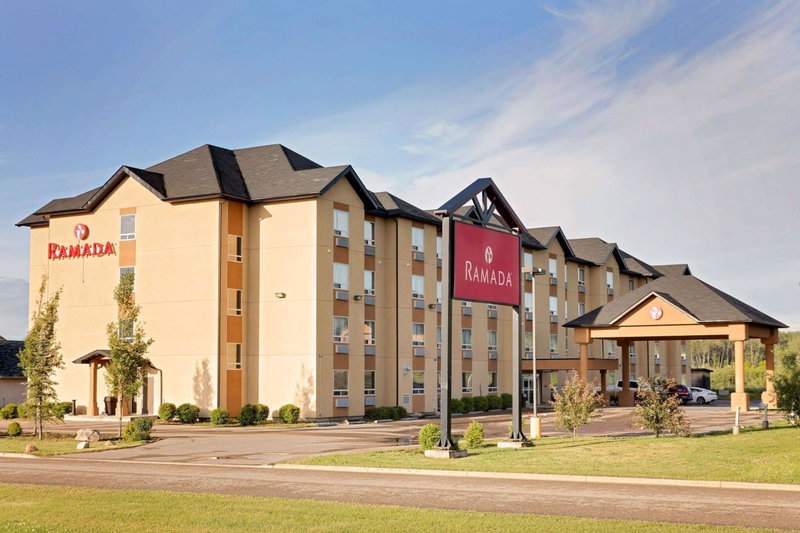 Ramada by Wyndham Cold Lake, Cold Lake, Канада