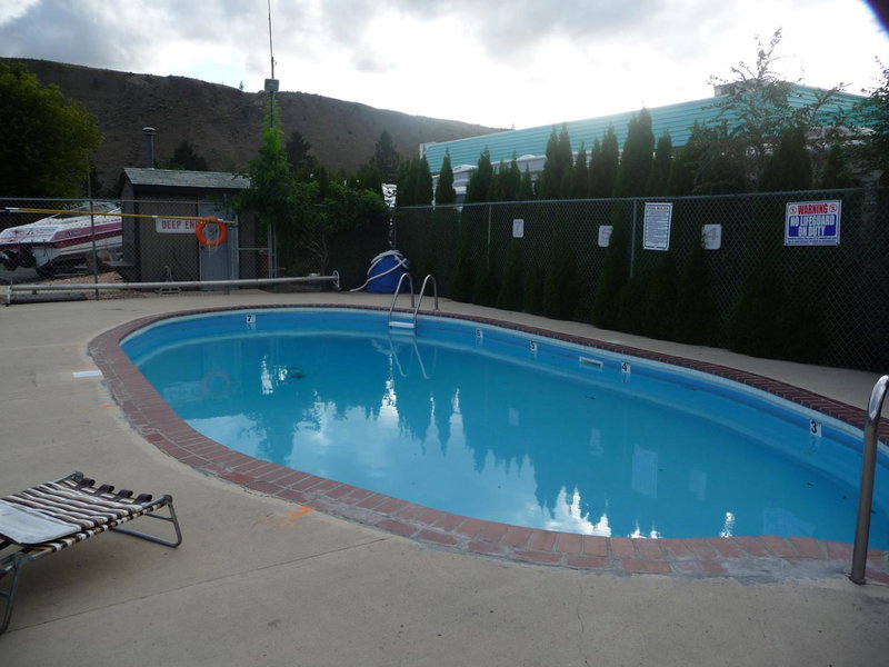 Super 8 by Wyndham Kamloops East, Kamloops, Canada